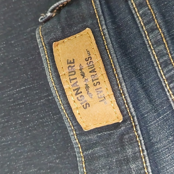 Levis Signature Modern Boot Cut 10S - Picture 3 of 11